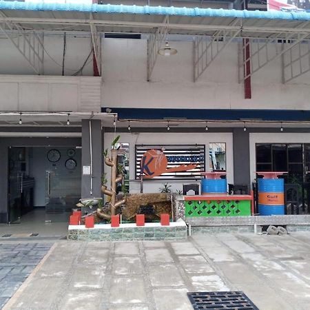 Hotel K77 Dumai Exterior photo