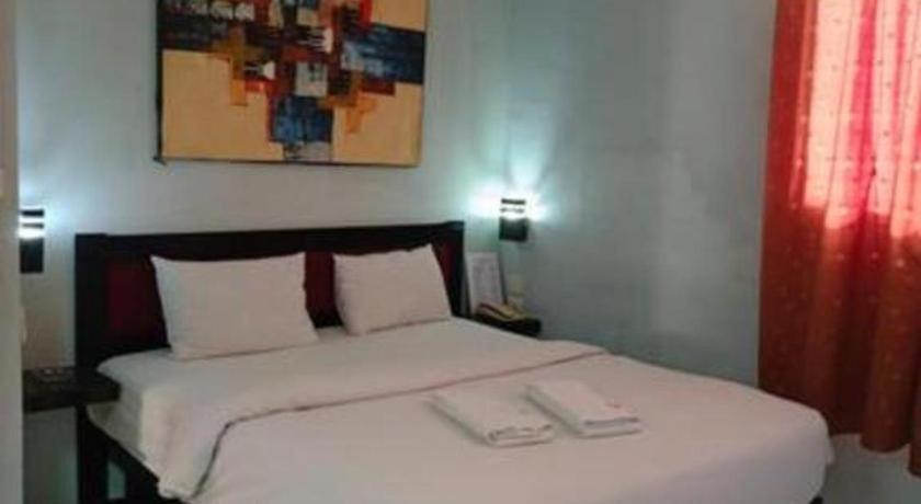 Hotel K77 Dumai Exterior photo